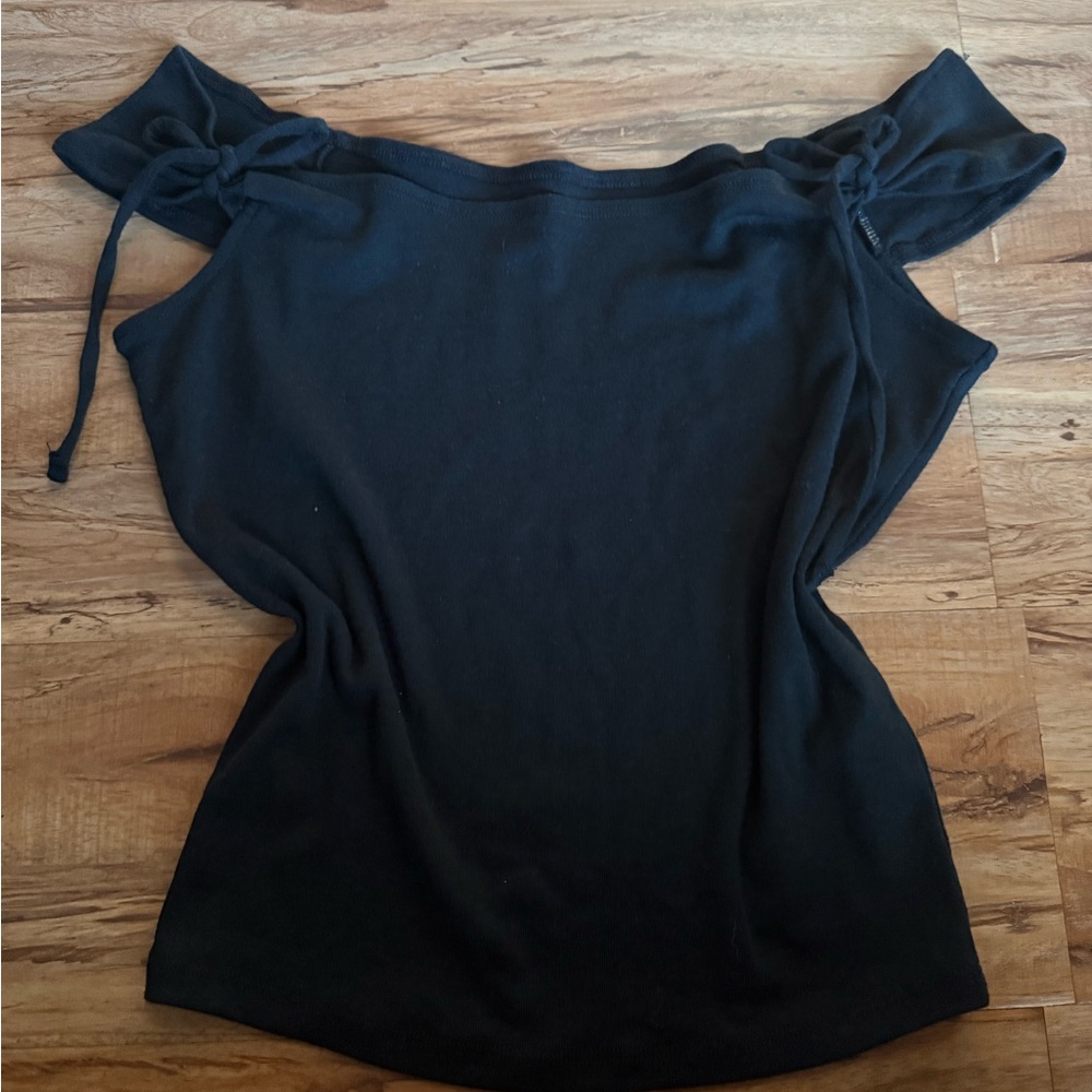 Hollister Black Off-Shoulder Blouse